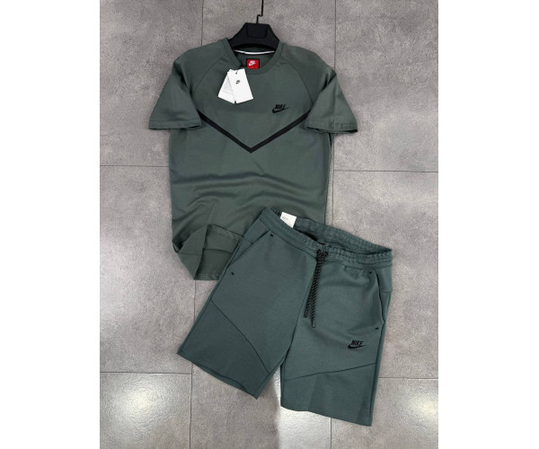 Мъжки спортен къс екип Nike Tech Fleece Shorts+T-shirt Green