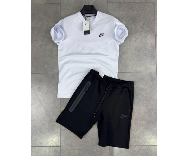 Мъжки спортен къс комплект Nike Tech Fleece Shorts+T-shirt Black & White